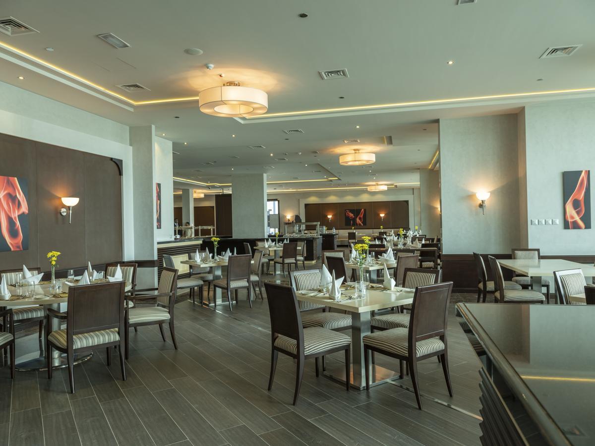 Retaj Salwa Resort & Spa Доха Екстер'єр фото The restaurant