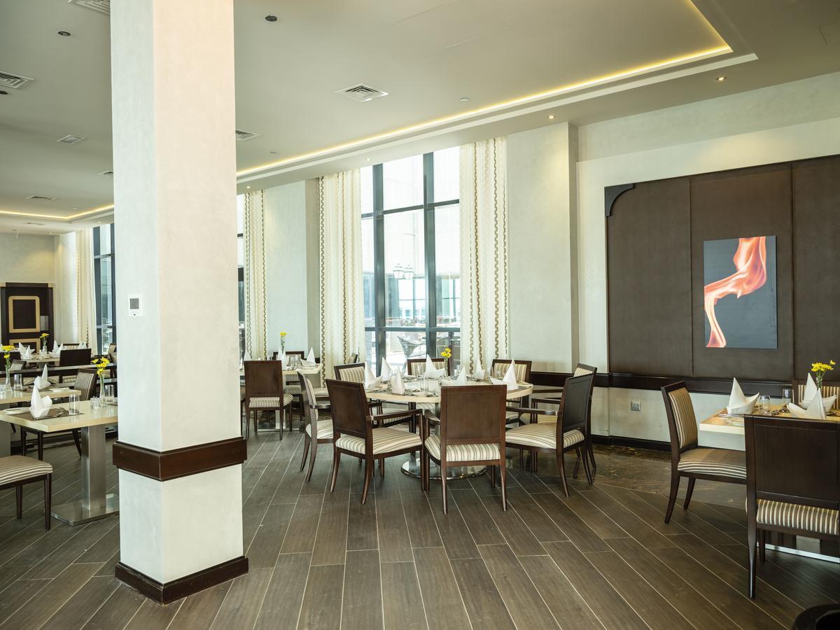 Retaj Salwa Resort & Spa Доха Екстер'єр фото The restaurant